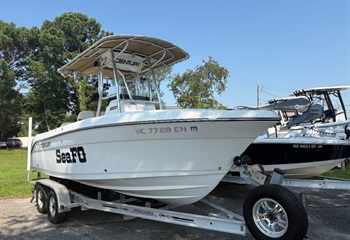 2017 Century 2200 Boat